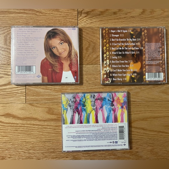 Britney Spears CD Lot - Picture 2 of 3